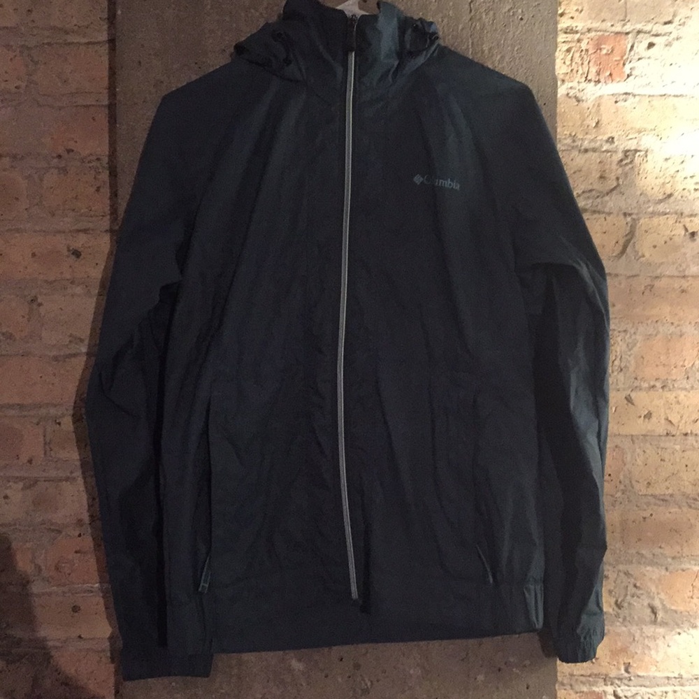Columbia Women’s Rain Coat - M